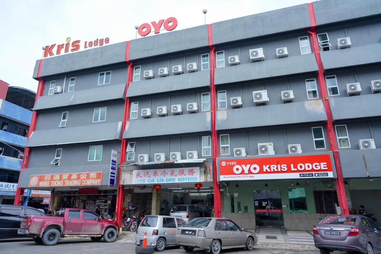 בינטולו Oyo 1165 Kris Lodge מראה חיצוני תמונה